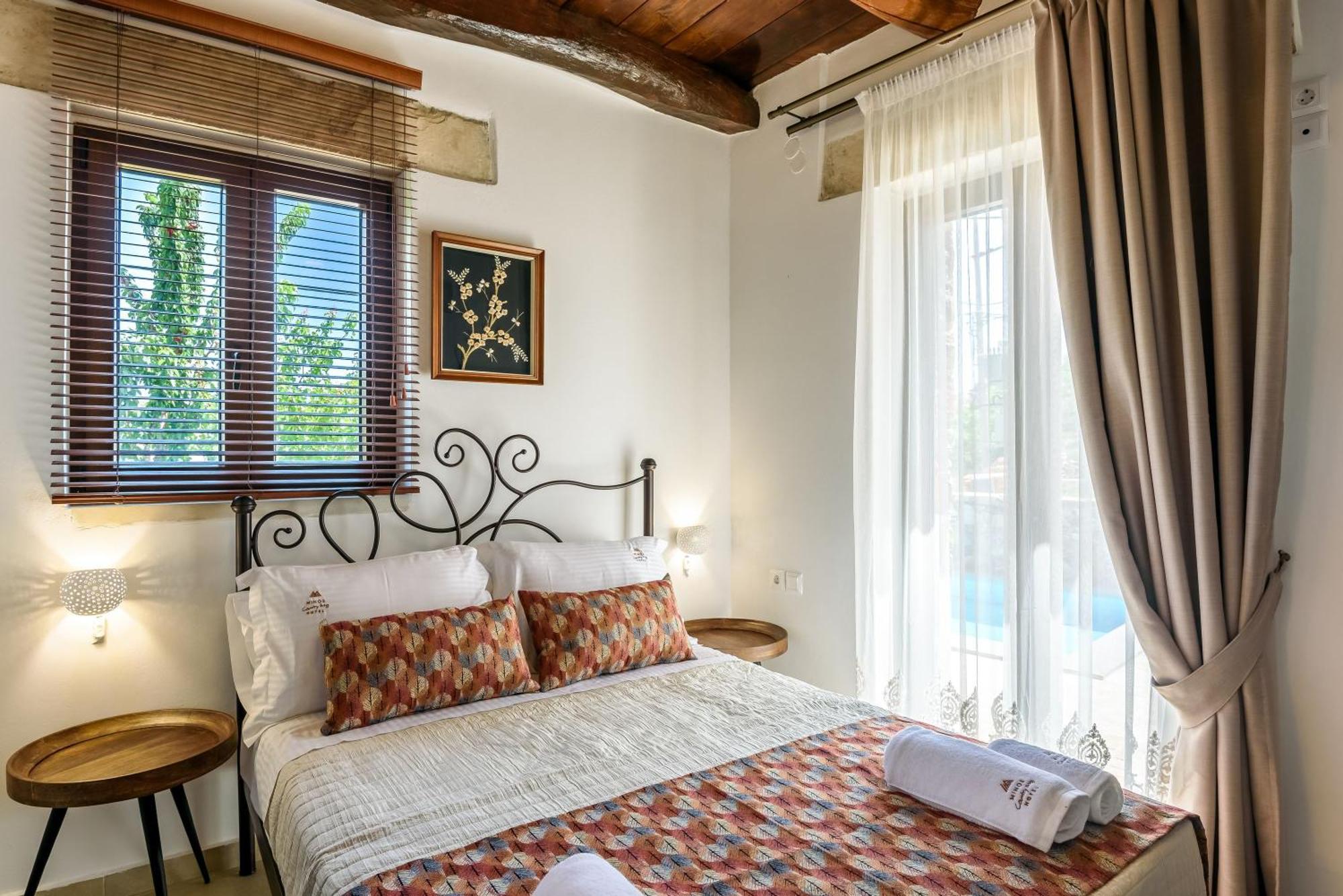 Minos Country Living Apartments Agriles Exterior foto